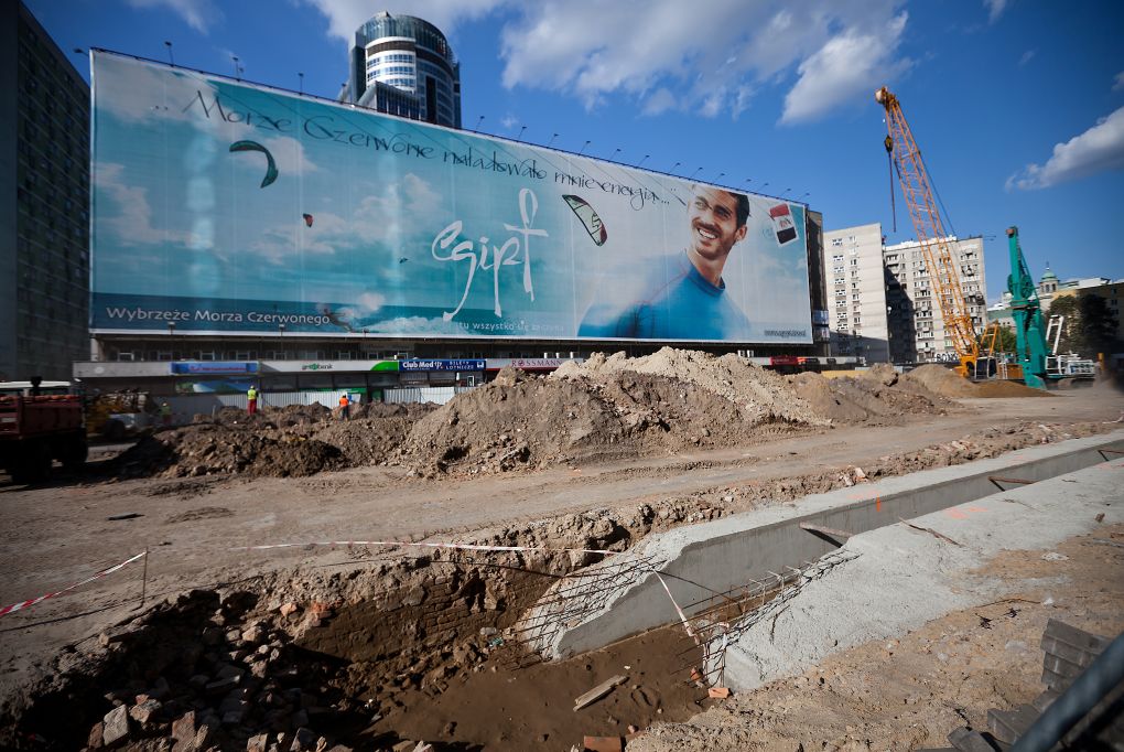 "Warsaw Under Construction", photo by Bartosz Stawiarski